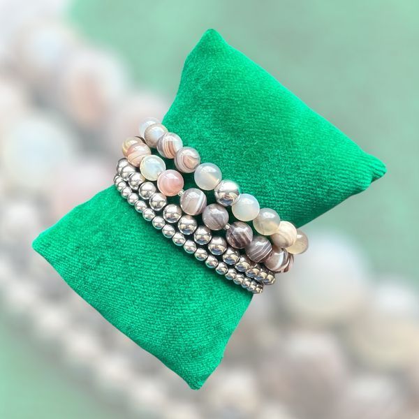 Golden White 6, Gold, XS, 6 mm, Women &bull; Bracelet &bull; Beads &bull; Mix &bull; 6-8mm